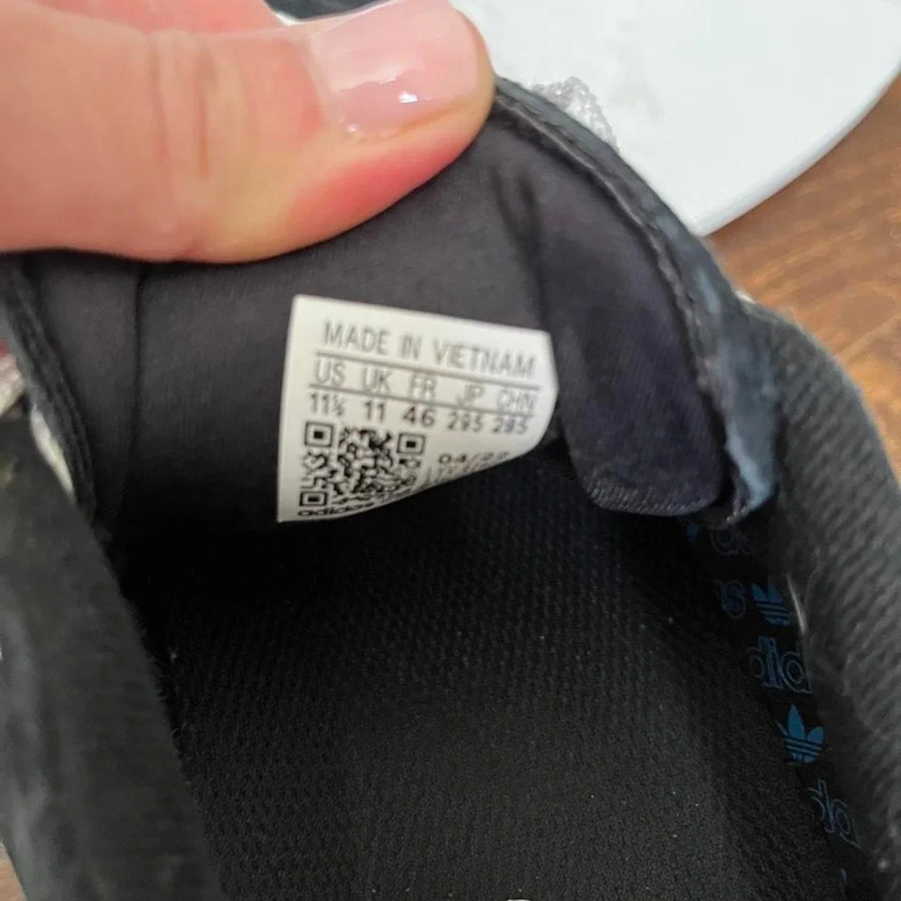 N/A adidas matchbreak